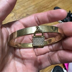 Vintage Michael Kors Gold Tone Padlock Charm Bracelet 7”